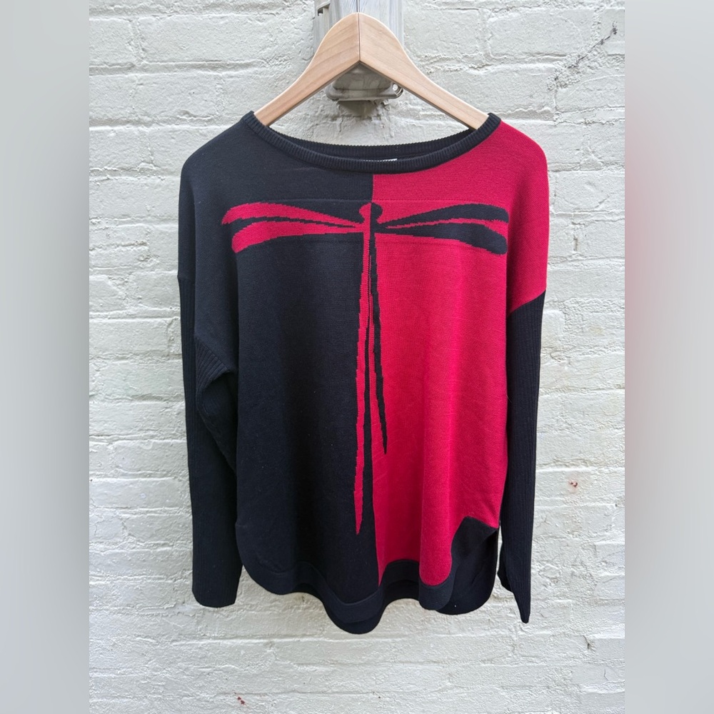 Gorgeous NWT Spanner Red and Black firefly sweater